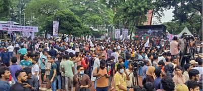 এনসিপির নেতাকর্মীরা শহীদ মিনারে জড়ো হচ্ছেন, প্রস্তুত মঞ্চ
