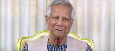 প্রধান উপদেষ্টা ঢাকেশ্বরী মন্দিরে 