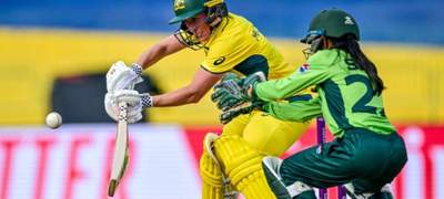 পাকিস্তান নারী দলকে হতাশ করে বিশ্বরেকর্ড গড়লো অস্ট্রেলিয়া নারী দল