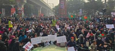 আবার শাহবাগ মোড়ে অবস্থান নিলো ইনকিলাব মঞ্চ