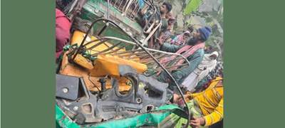 রাজশাহীর বাঘায় সিএনজি-ভটভটির মুখোমুখি সংঘর্ষে ৩ জন নিহত