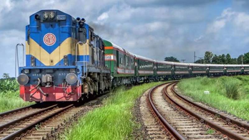 আজ ফিরতি ট্রেনযাত্রার টিকিট বিক্রি শুরু