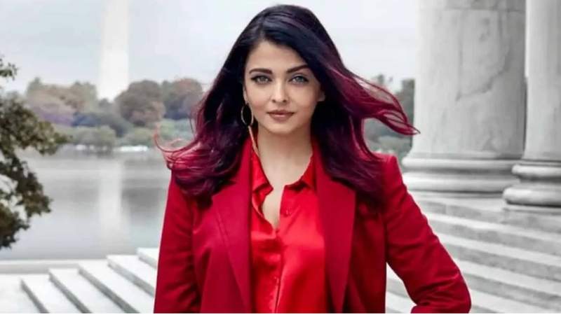 ঐশ্বরিয়া রাই বচ্চন সড়ক দুর্ঘটনার শিকার