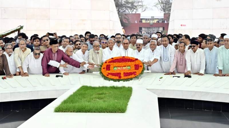 মুক্ত পরিবেশে ঈদ উদযাপন করছি: মির্জা ফখরুল ইসলাম আলমগীর