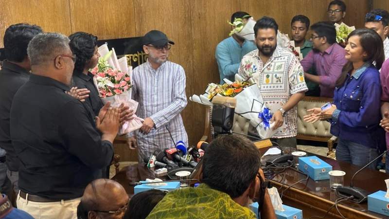 কানে ‘আলী’ টিমের আসা-যাওয়ার খরচ দেবে সরকার
