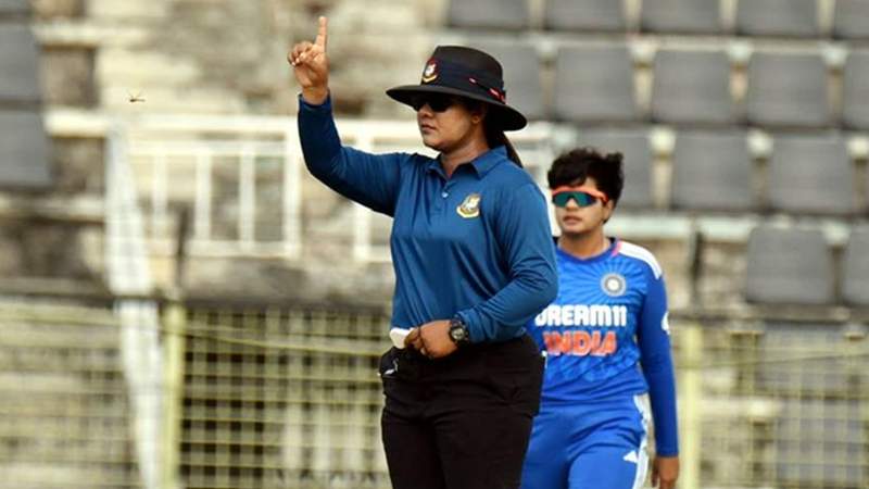 আম্পায়ার জেসি নারী ওয়ানডে বিশ্বকাপে ইতিহাস গড়তে যাচ্ছেন 