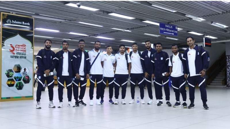 ফ্লাইট বিড়ম্বনার কবলে পড়ে বিপাকে বাংলাদেশ ফুটবল দল