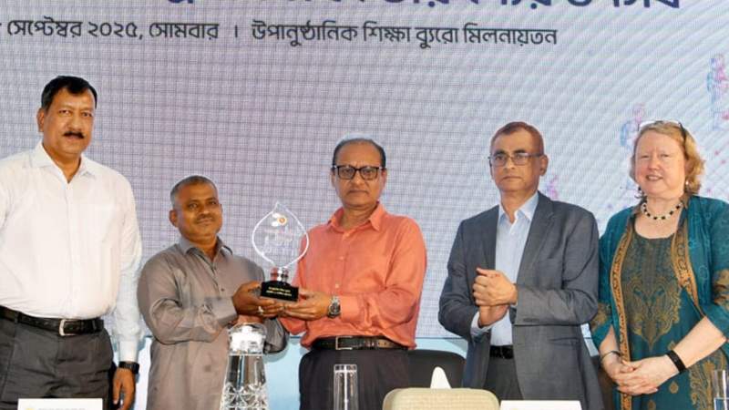 শিক্ষাব্যবস্থায় পরিবর্তন আনতে না পারলে শিক্ষিত বেকার বৃদ্ধি পাবে: প্রাথমিক ও গণশিক্ষা উপদেষ্টা