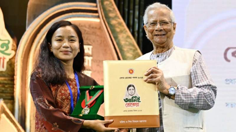 ‘এই পুরস্কার আমার জন্য স্পেশাল’: ঋতুপর্ণা চাকমা