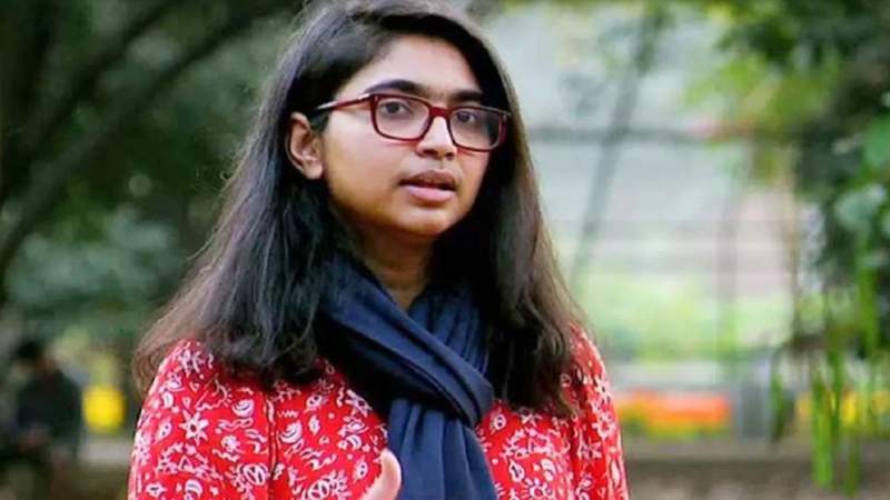 ভোটে অনুদান চেয়ে তাসনিম জারার পোস্ট, ১২ লাখ টাকা এলো ৭ ঘণ্টায় 