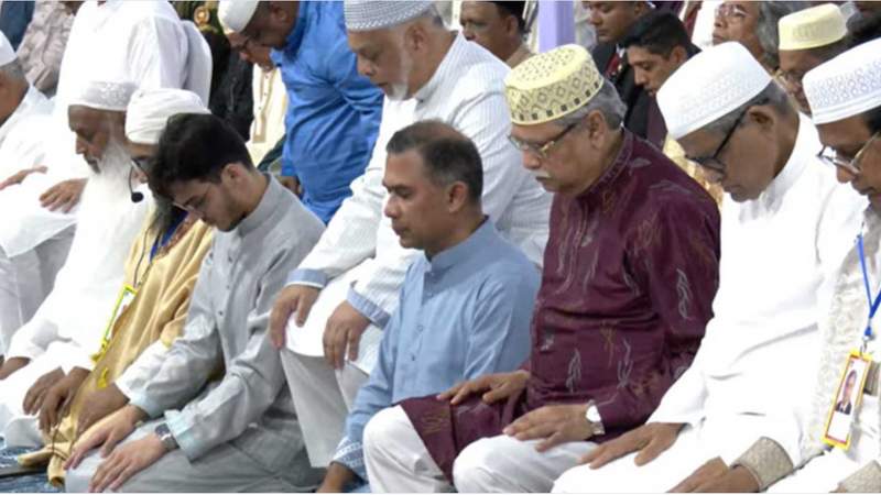 জাতীয় ঈদগাহে ঈদের নামাজ আদায় করলেন রাষ্ট্রপতি ও প্রধানমন্ত্রী