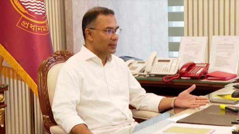 ঈদের ছুটি শেষে সচিবালয়ে কর্মব্যস্ত প্রধানমন্ত্রী তারেক রহমান