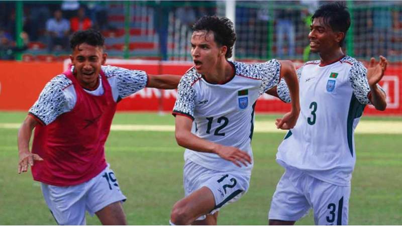 সাফ শিরোপা ধরে রাখার লড়াইয়ে বাংলাদেশ-ভারত